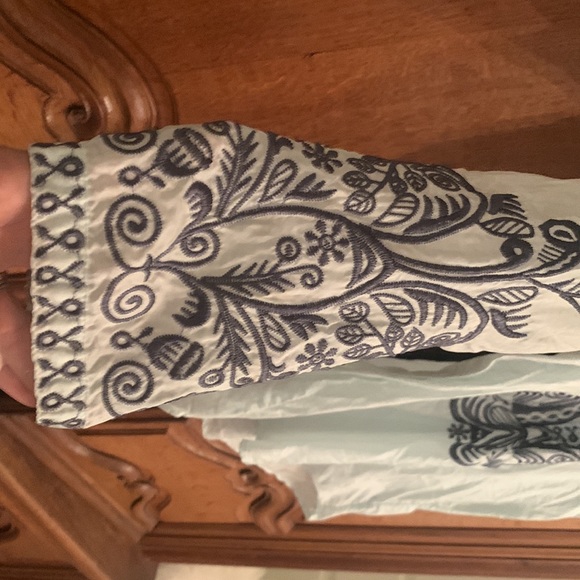 Johnny Was BIYA lightweight silk tunic. - Picture 3 of 5